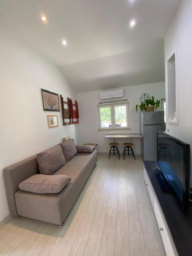 Appartement Apartman Cukar II Pula Extérieur photo